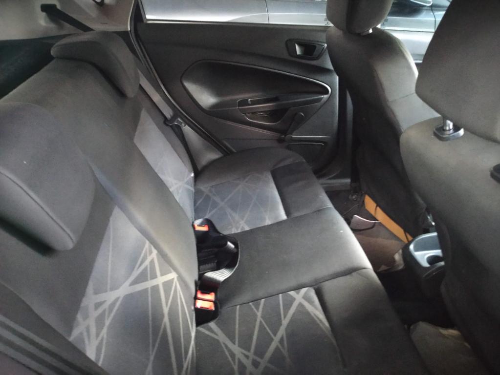 FORD Fiesta Hatch - Foto