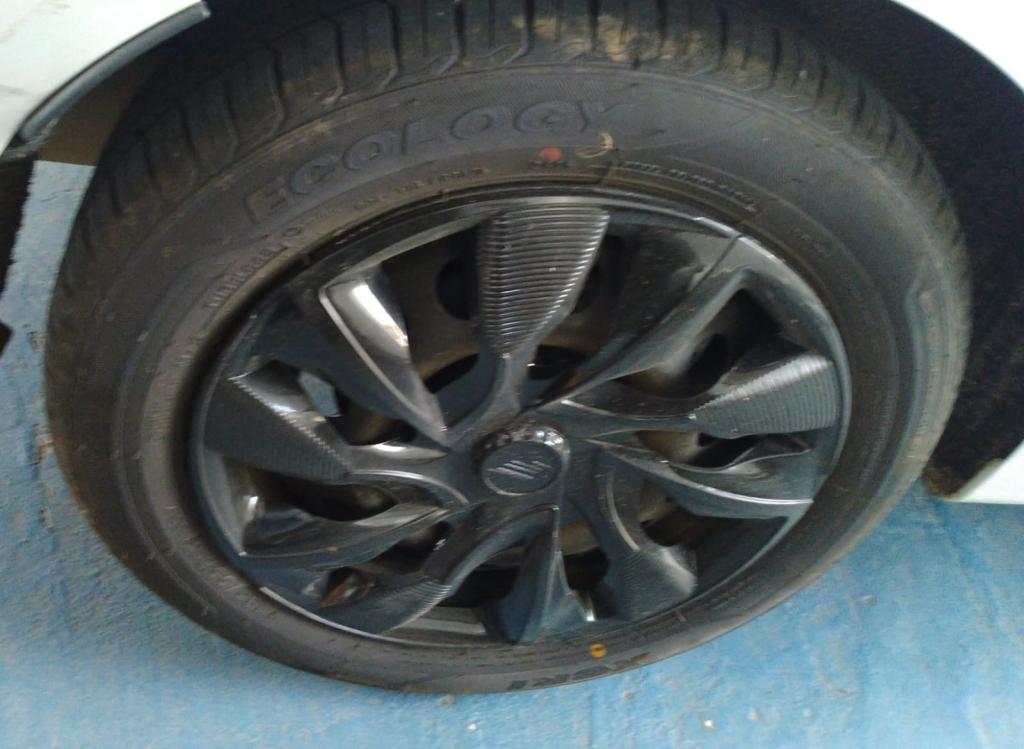 FORD Fiesta Hatch - Foto