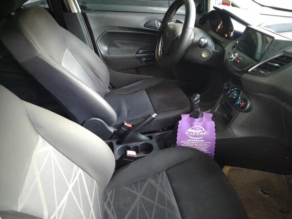 FORD Fiesta Hatch - Foto