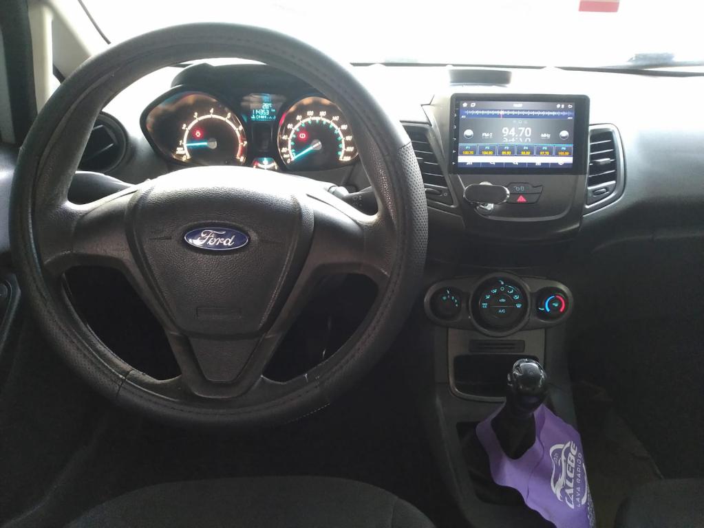 FORD Fiesta Hatch - Foto