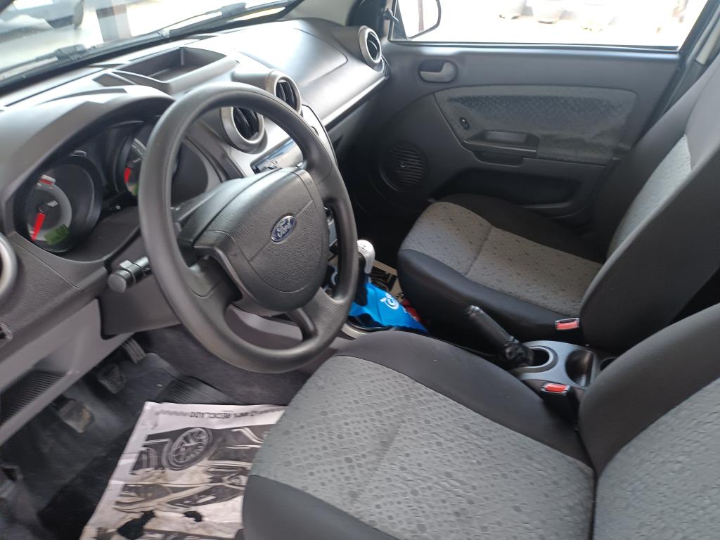 FORD Fiesta Hatch - Foto