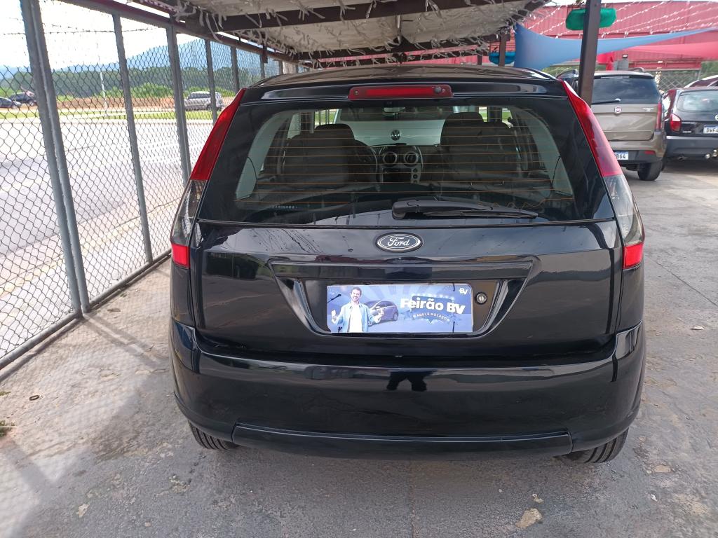 FORD Fiesta Hatch - Foto
