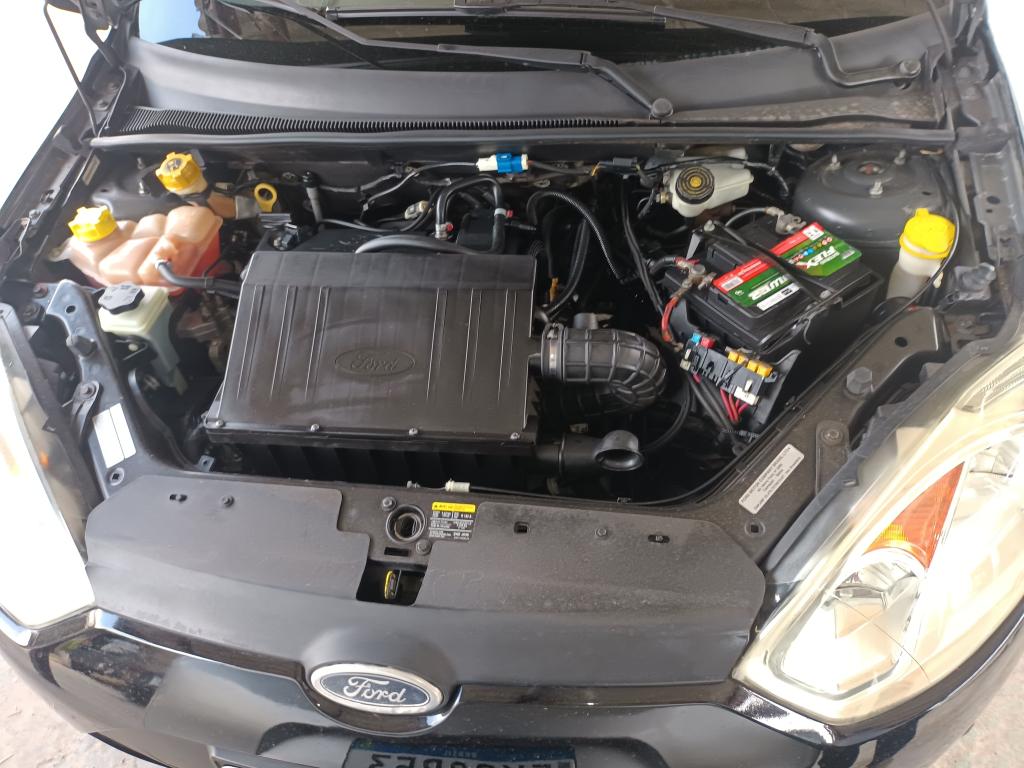 FORD Fiesta Hatch - Foto