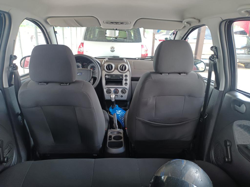 FORD Fiesta Hatch - Foto