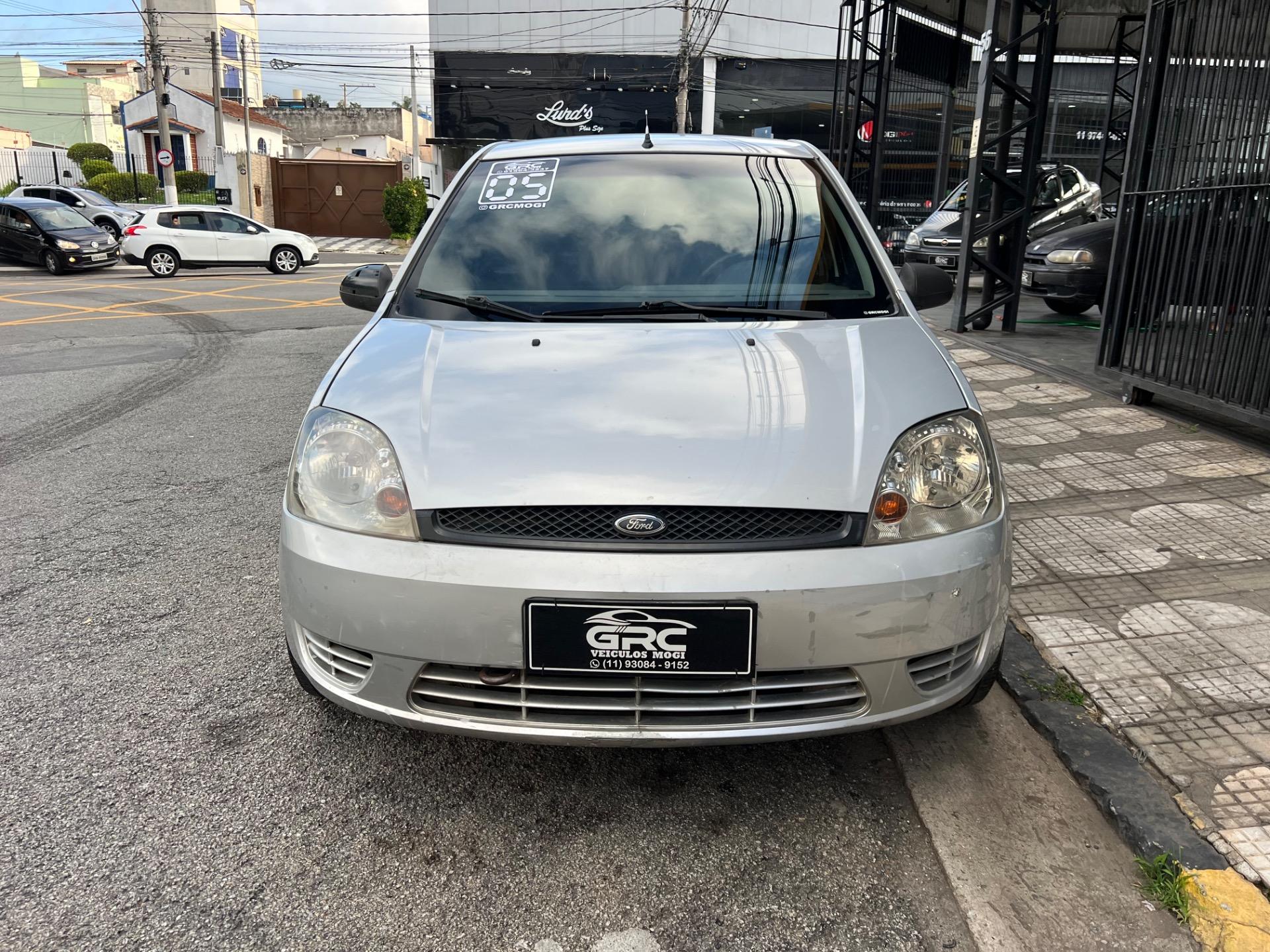 FORD Fiesta Hatch - Foto