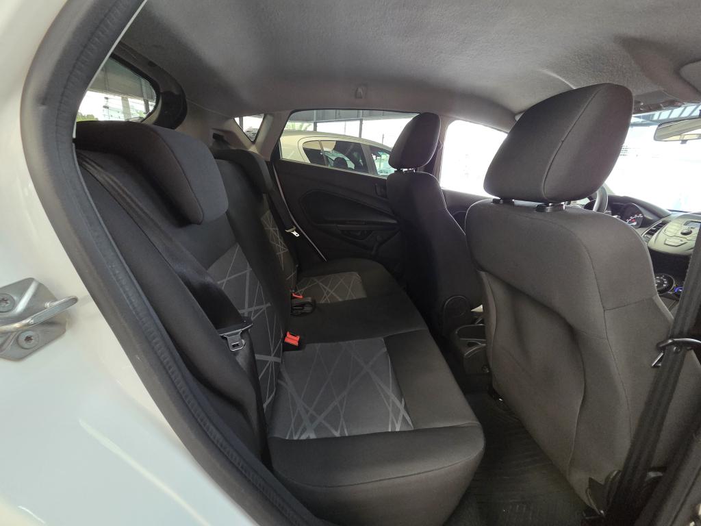 FORD Fiesta Hatch - Foto