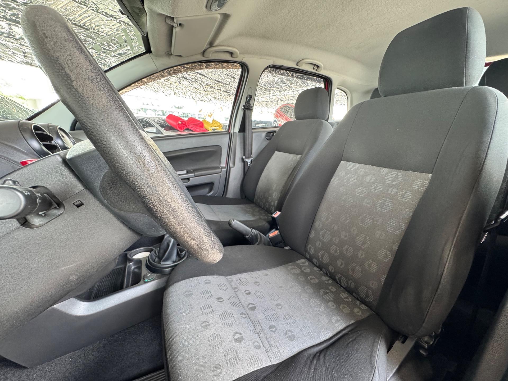 FORD Fiesta Hatch - Foto