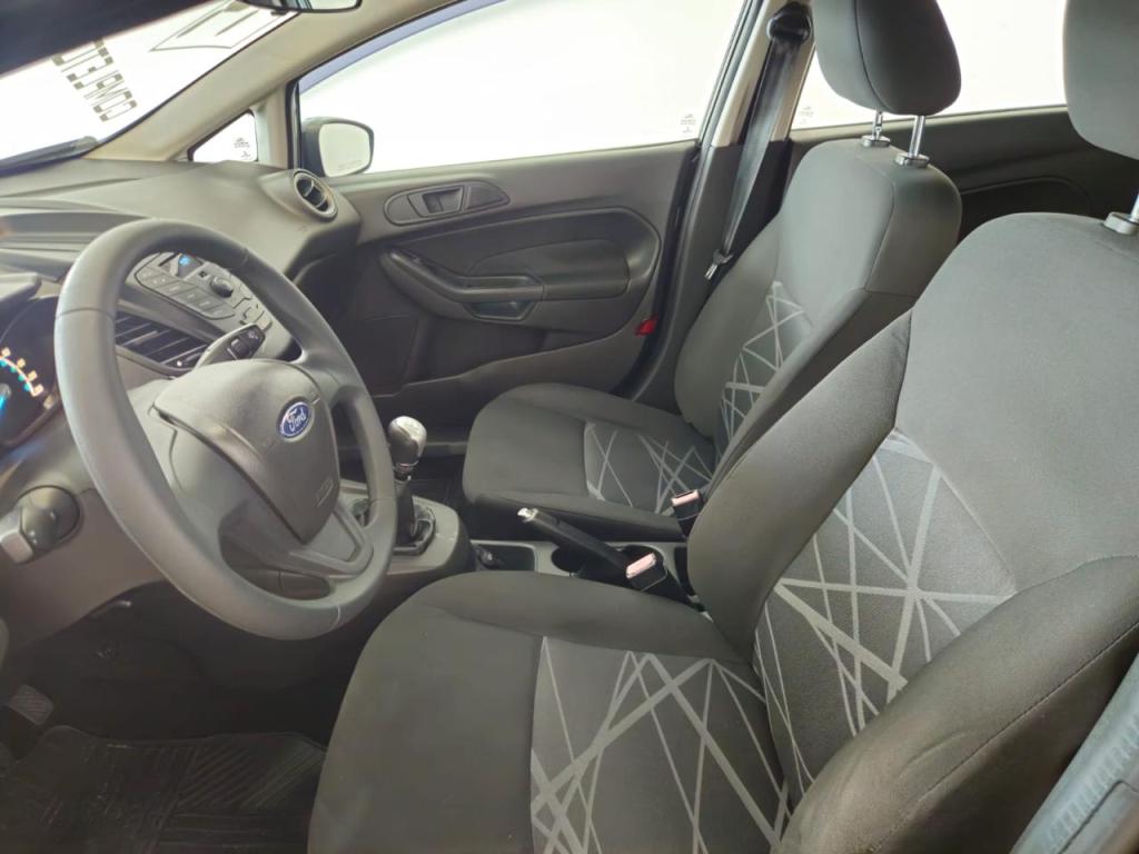 FORD Fiesta Hatch - Foto