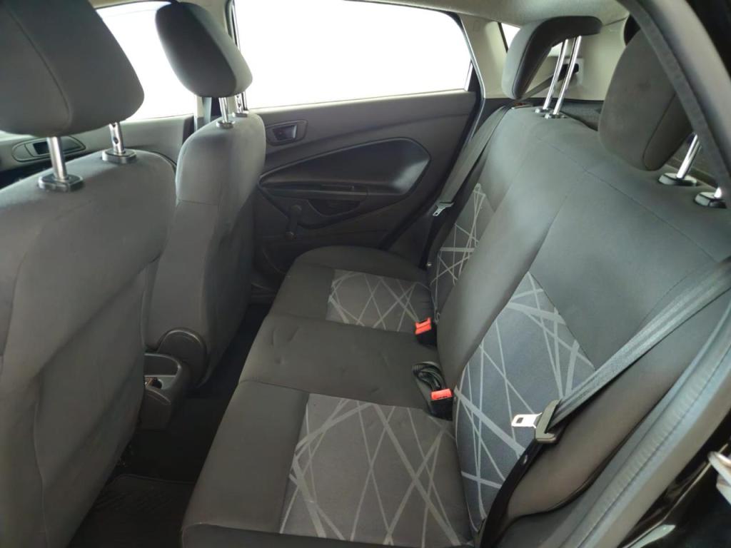 FORD Fiesta Hatch - Foto