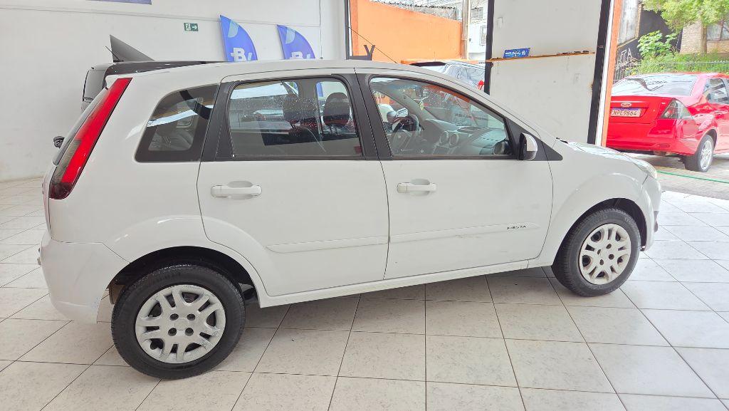 FORD Fiesta Hatch - Foto