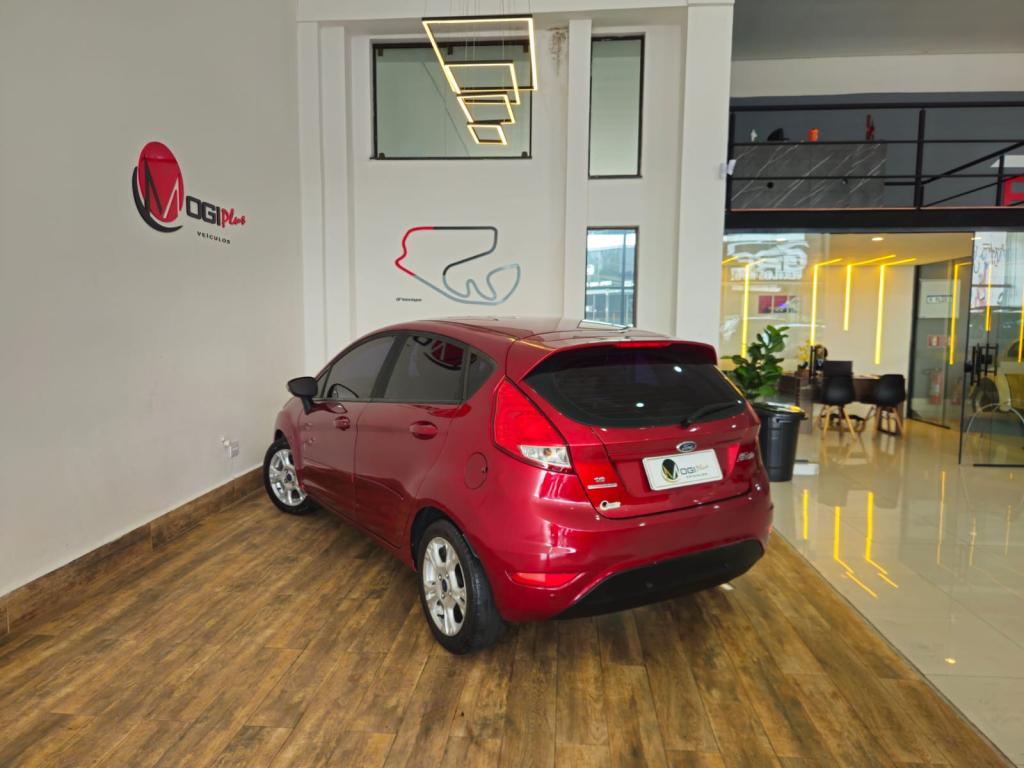 FORD Fiesta Hatch - Foto