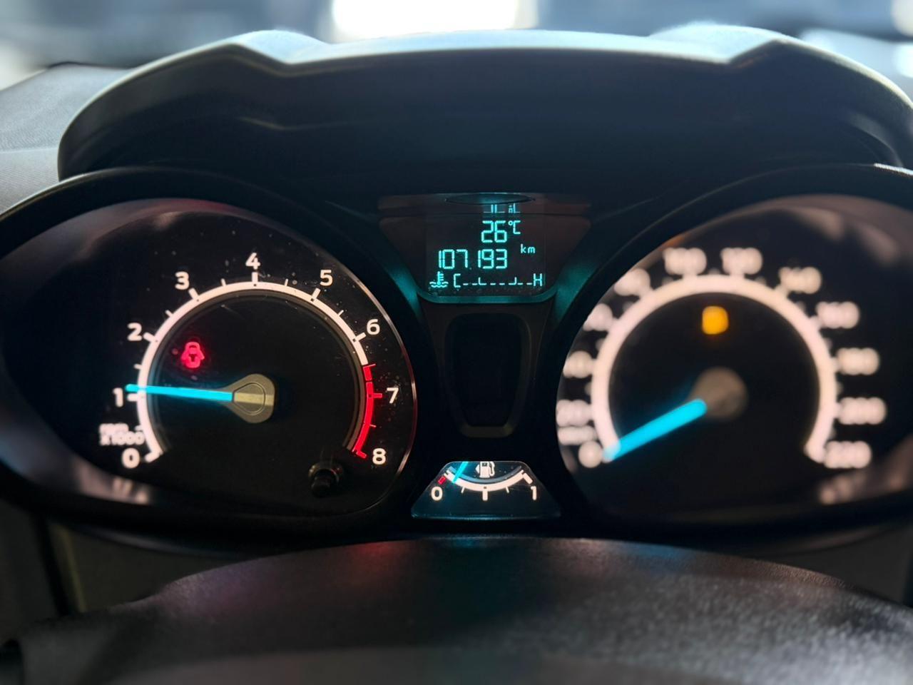 FORD Fiesta Hatch - Foto