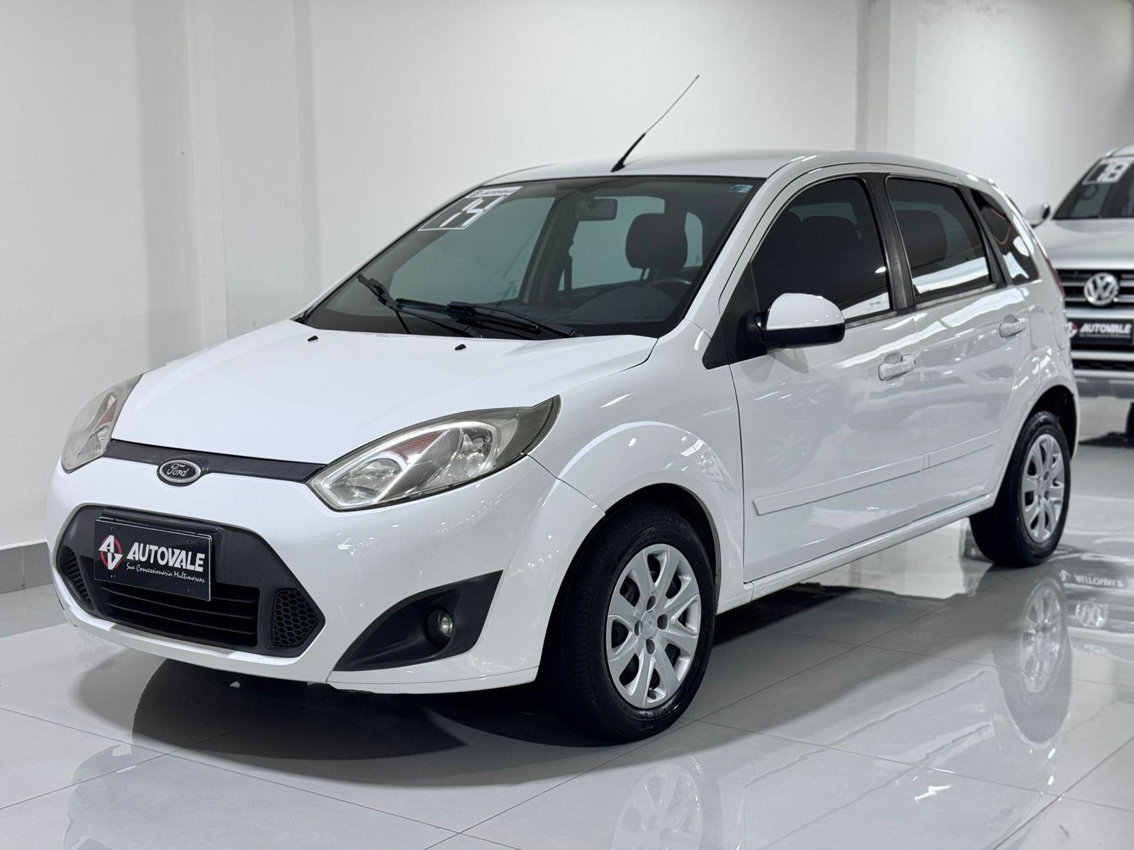 FORD Fiesta Hatch - Foto