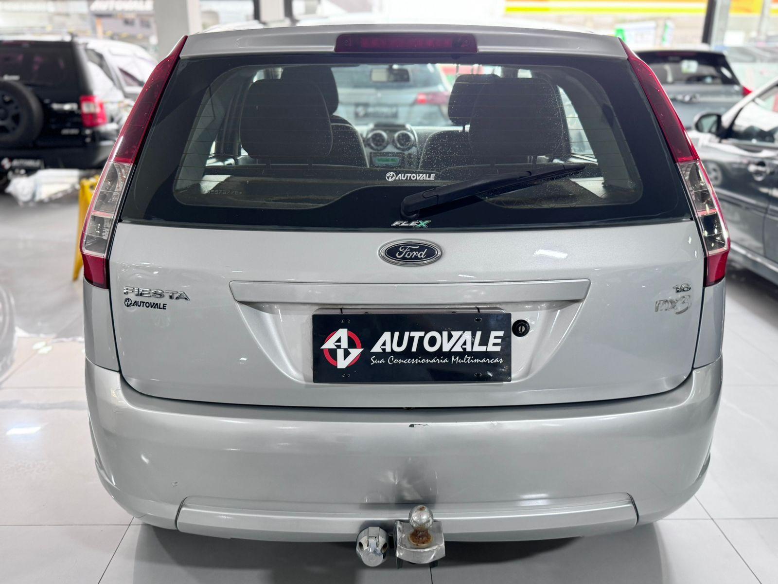 FORD Fiesta Hatch - Foto