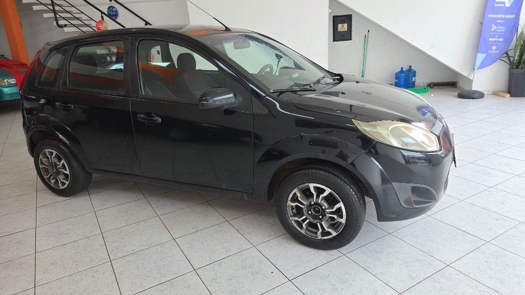 FORD Fiesta Hatch - Foto