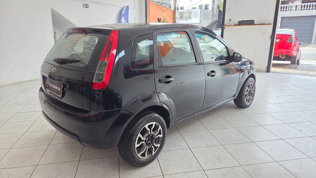 FORD Fiesta Hatch - Foto