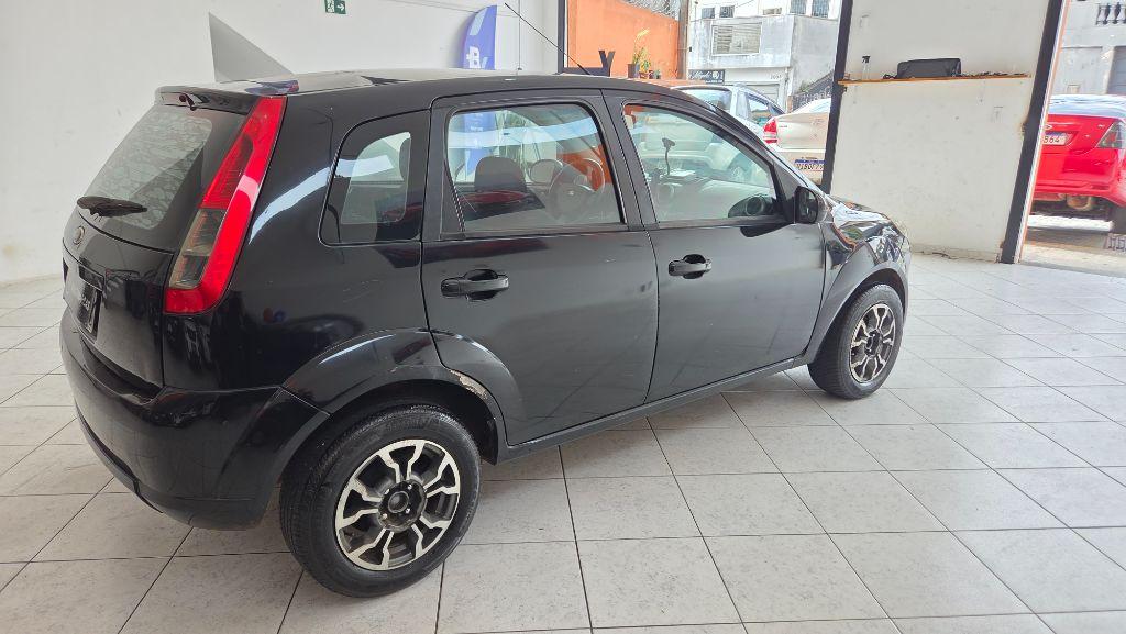 FORD Fiesta Hatch - Foto