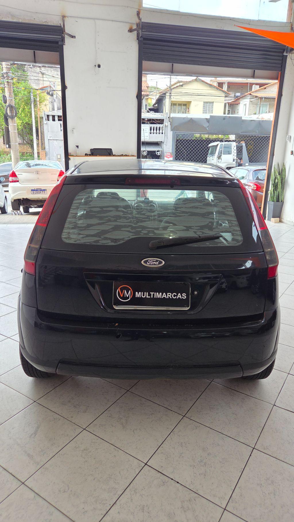 FORD Fiesta Hatch - Foto