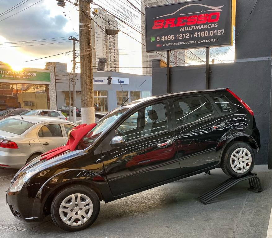 FORD Fiesta Hatch - Foto