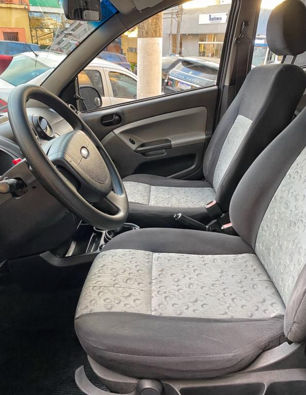 FORD Fiesta Hatch - Foto
