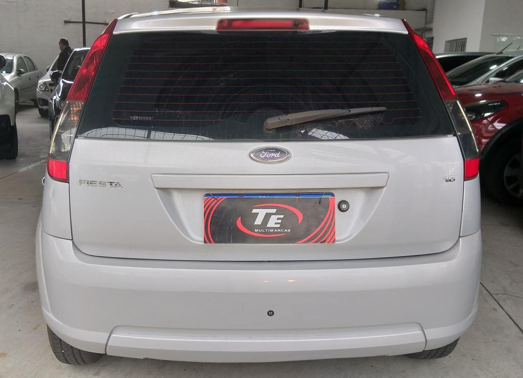 FORD Fiesta Hatch - Foto