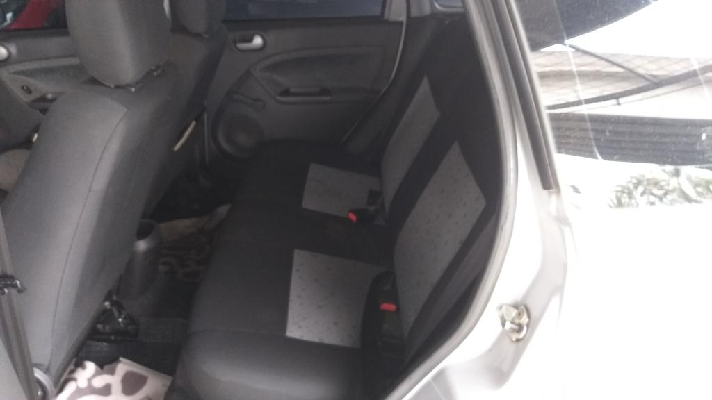 FORD Fiesta Hatch - Foto