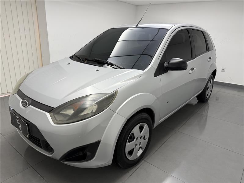 FORD Fiesta Hatch - Foto