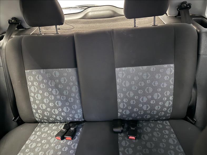 FORD Fiesta Hatch - Foto