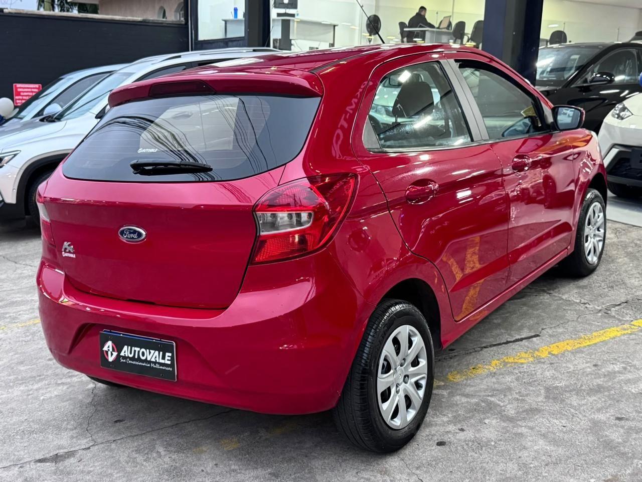 FORD Fiesta Hatch - Foto
