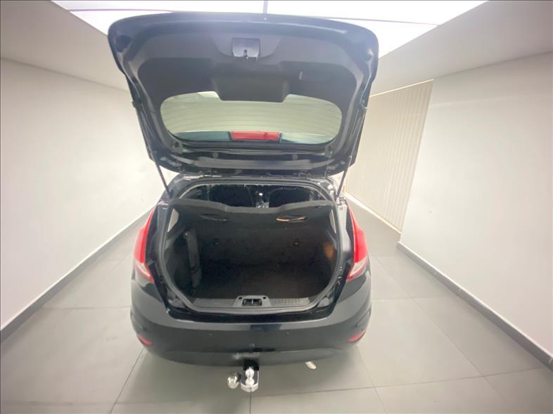 FORD Fiesta Hatch - Foto