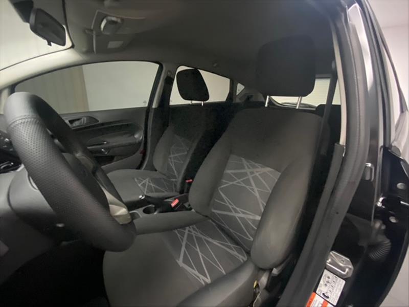 FORD Fiesta Hatch - Foto