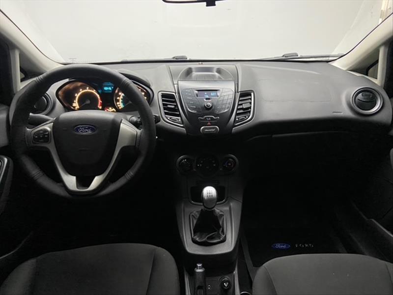 FORD Fiesta Hatch - Foto