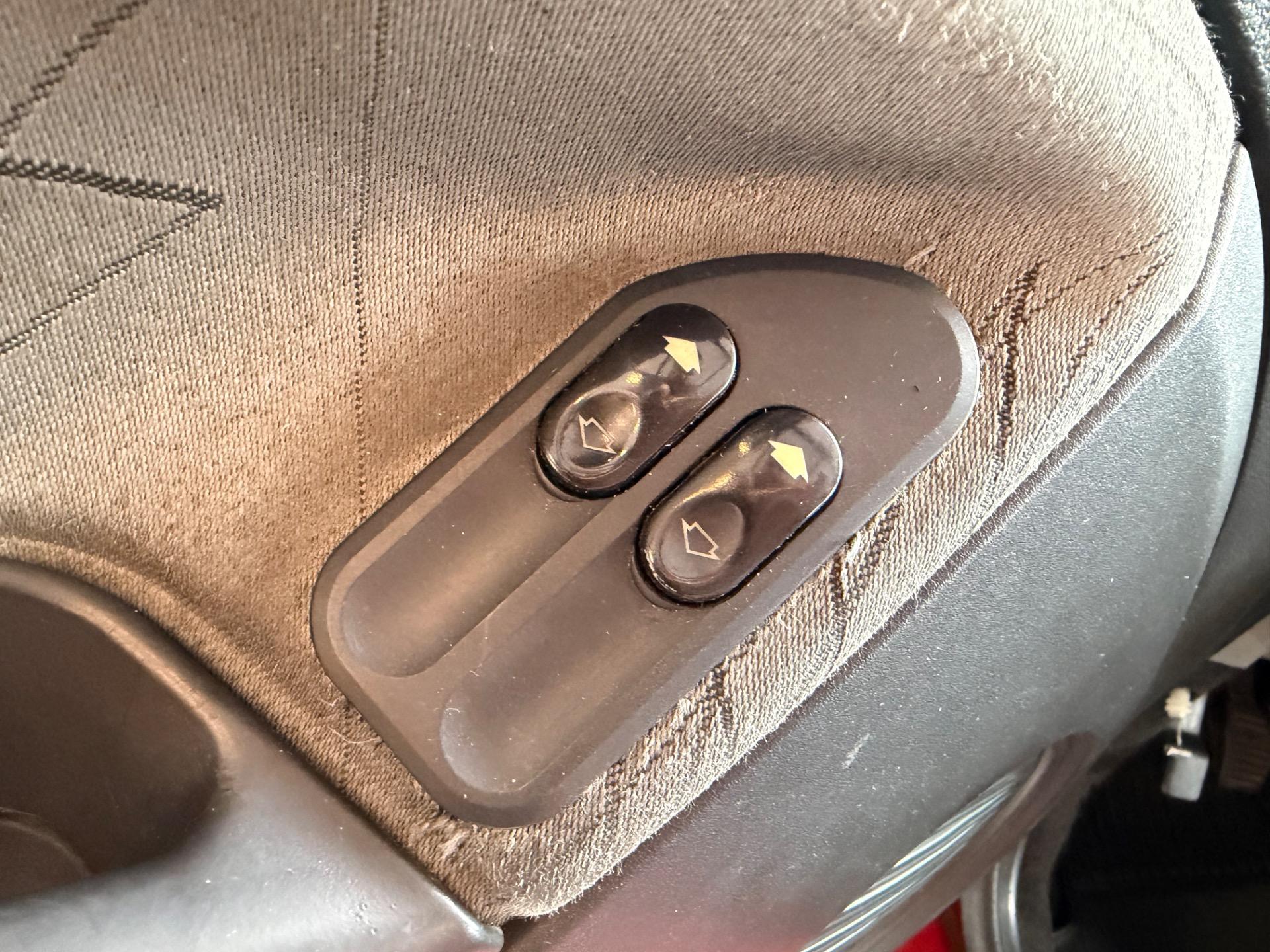 FORD Fiesta Hatch - Foto