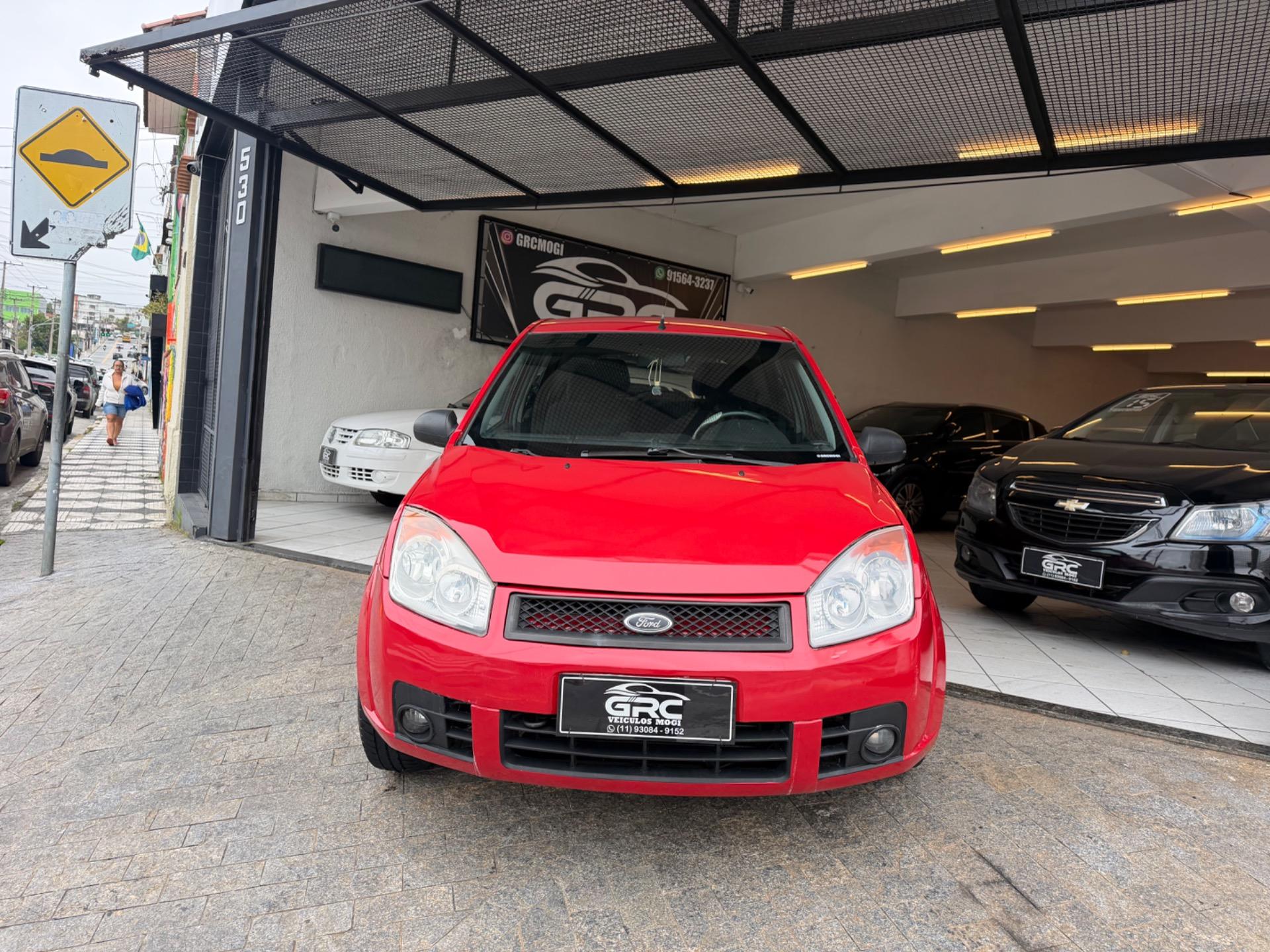FORD Fiesta Hatch - Foto
