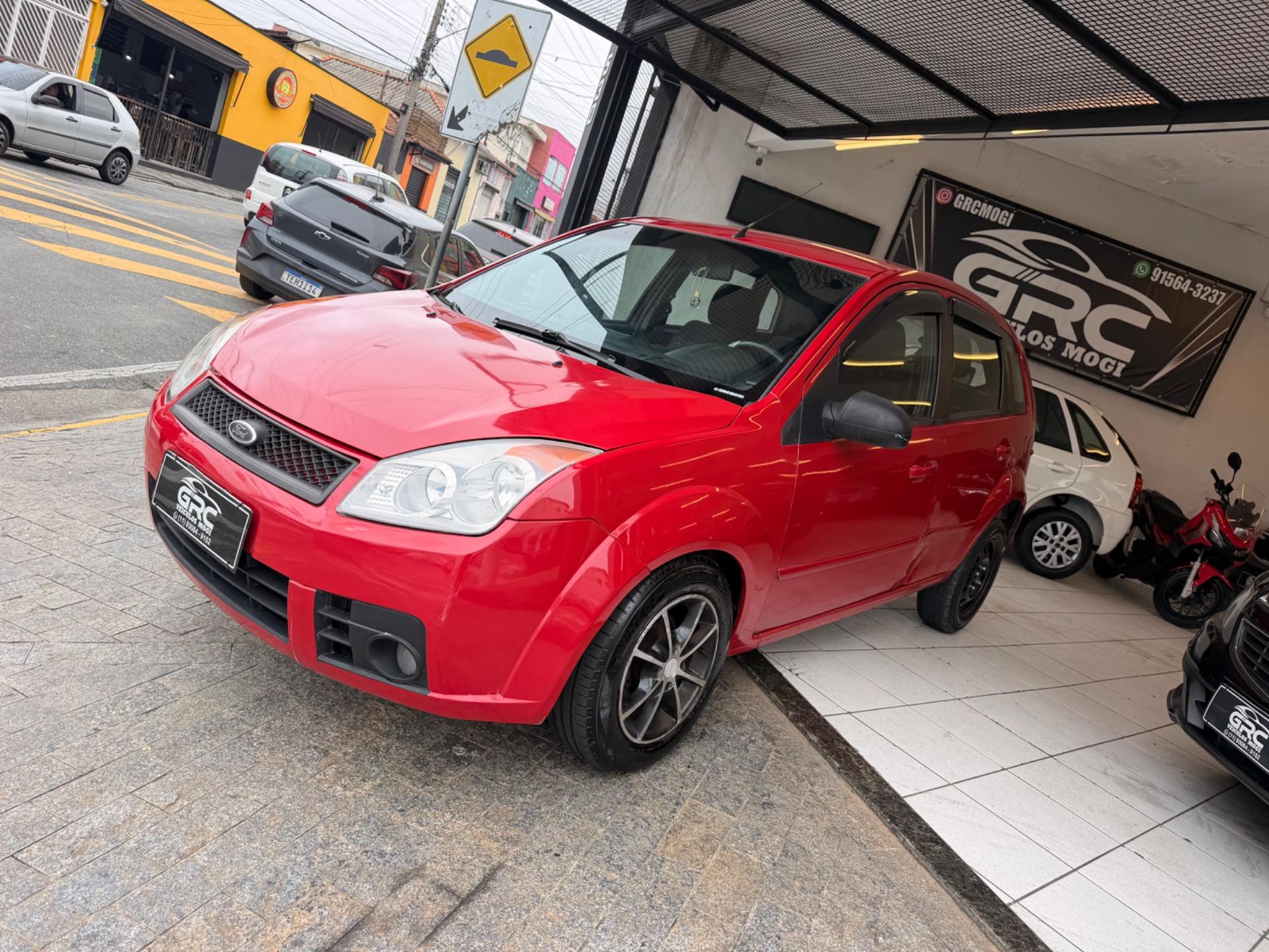 FORD Fiesta Hatch - Foto