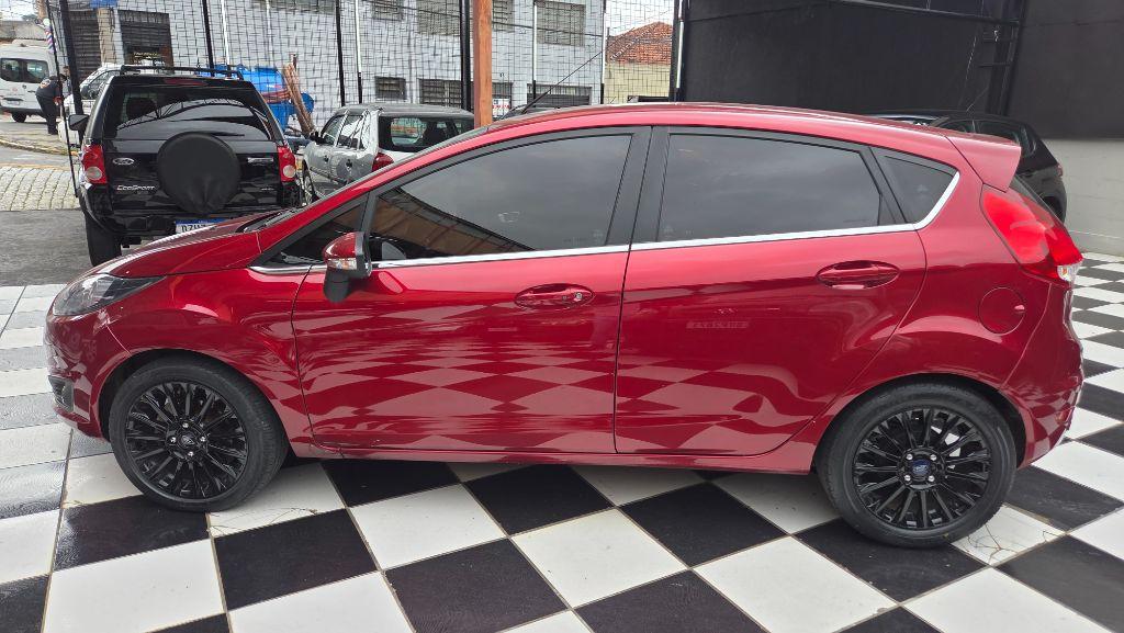 FORD Fiesta Hatch - Foto