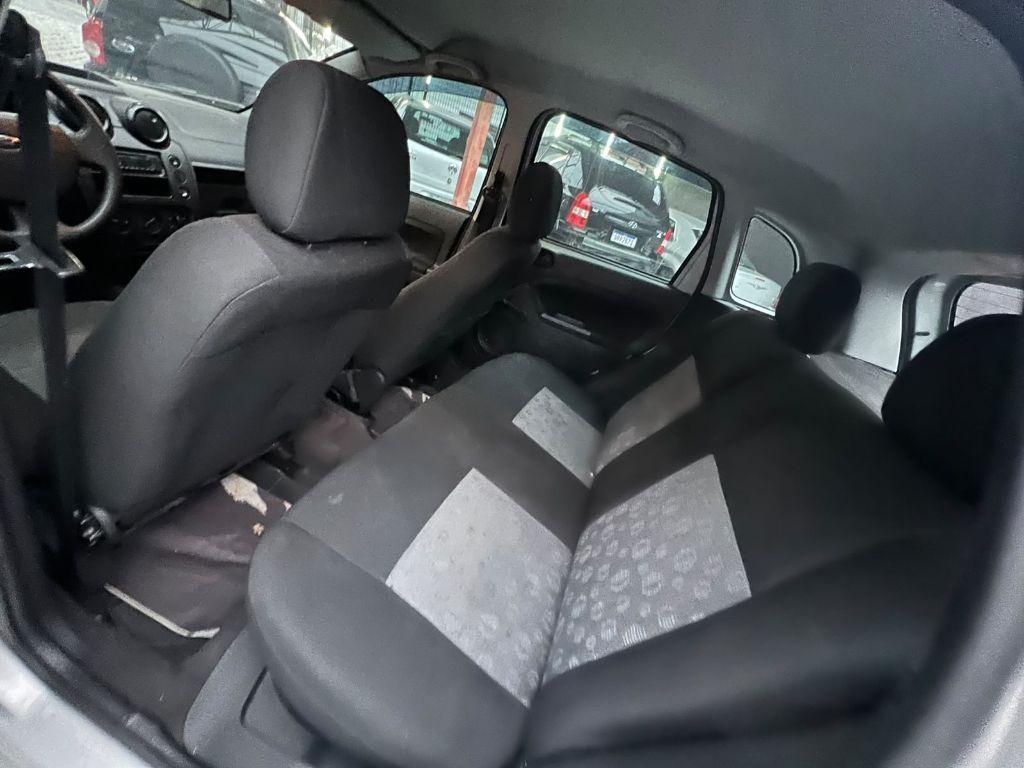 FORD Fiesta Hatch - Foto