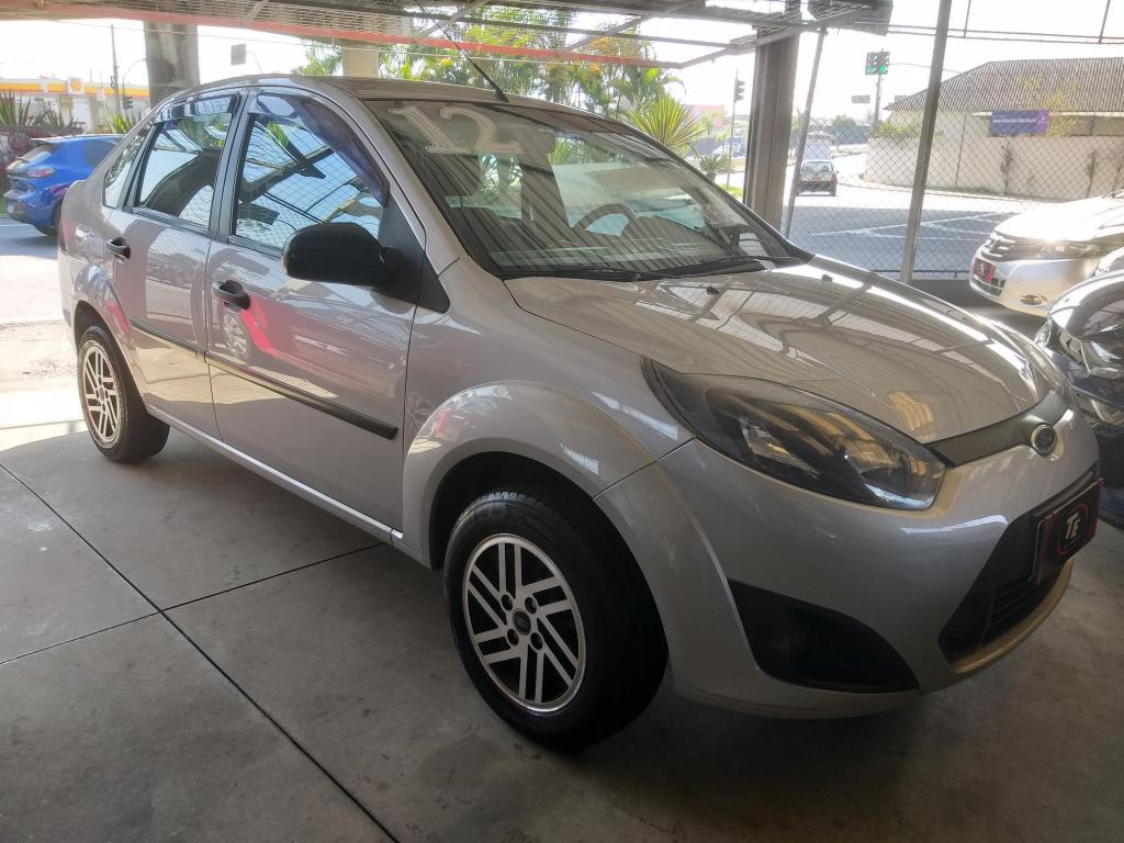FORD Fiesta Sedan - Foto