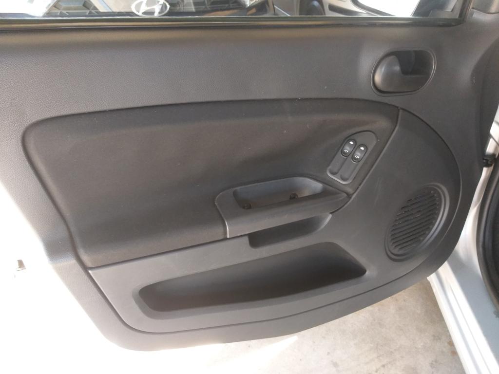 FORD Fiesta Sedan - Foto