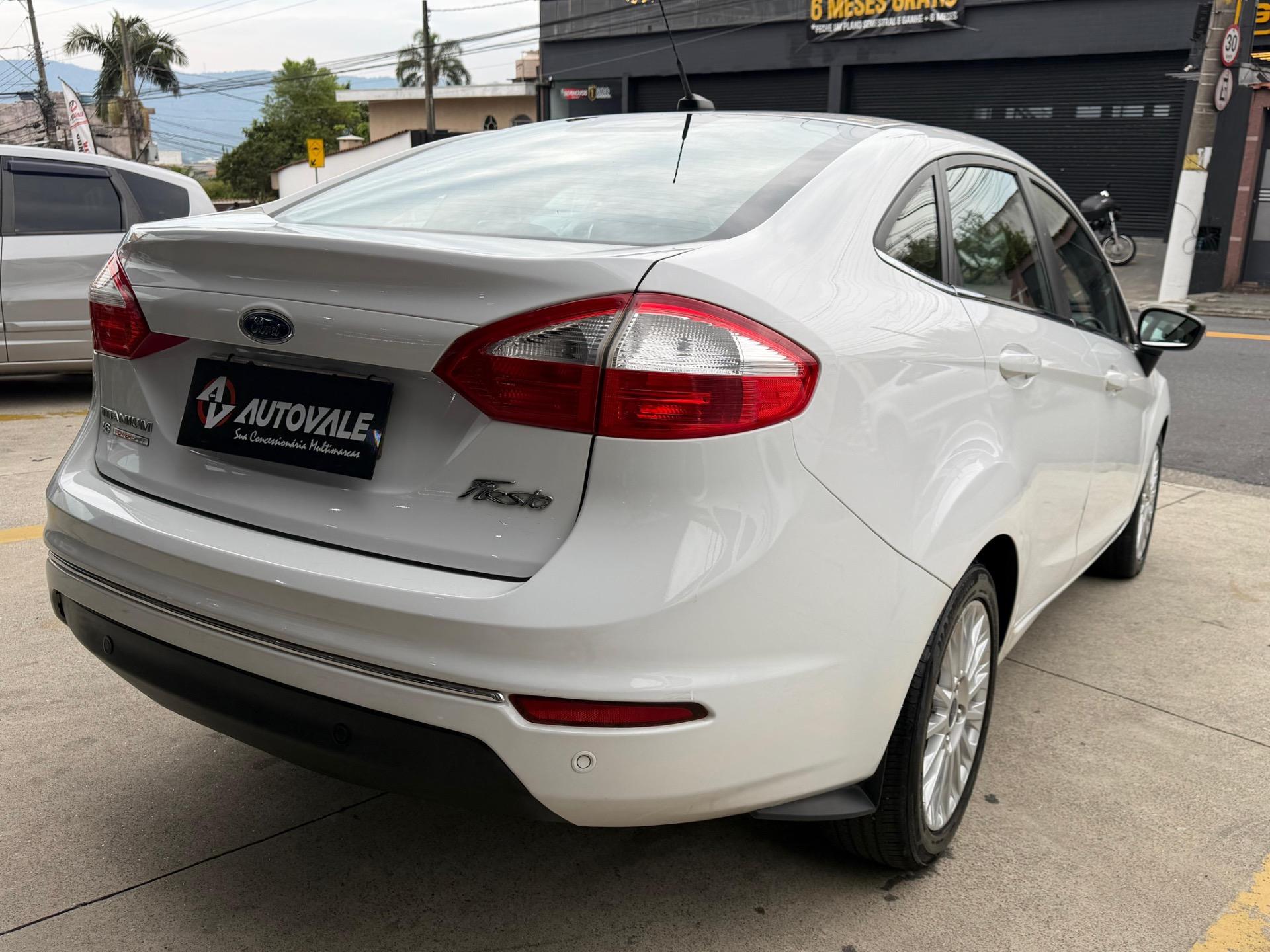 FORD Fiesta Sedan - Foto