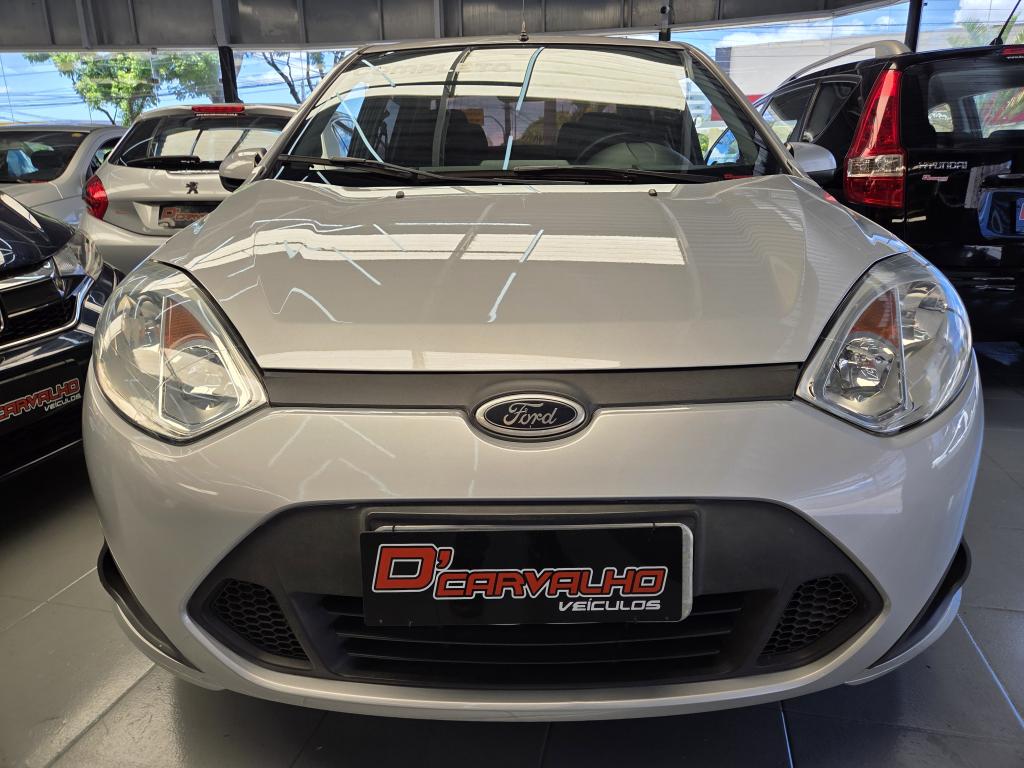 FORD Fiesta Sedan - Foto