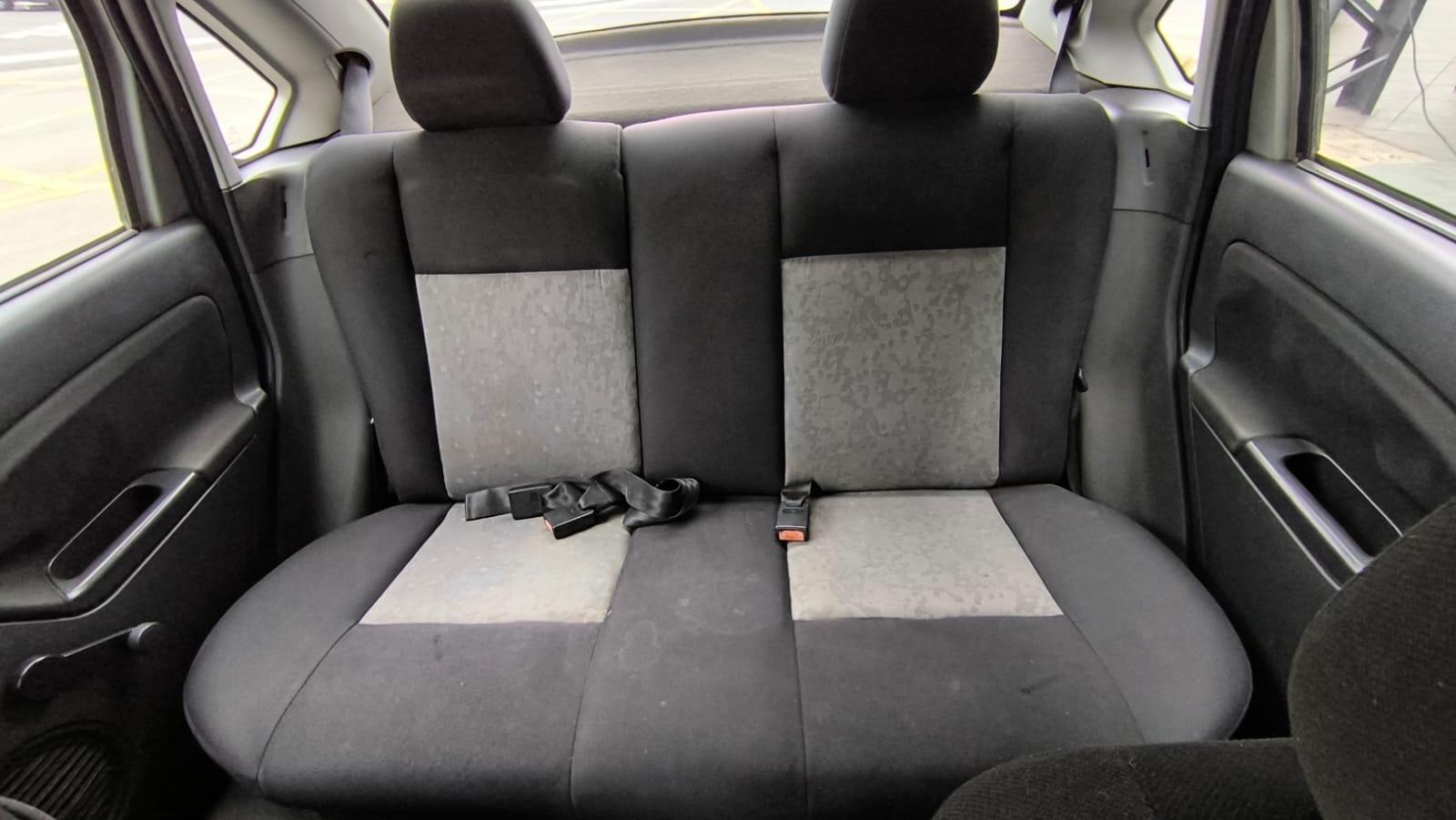 FORD Fiesta Sedan - Foto