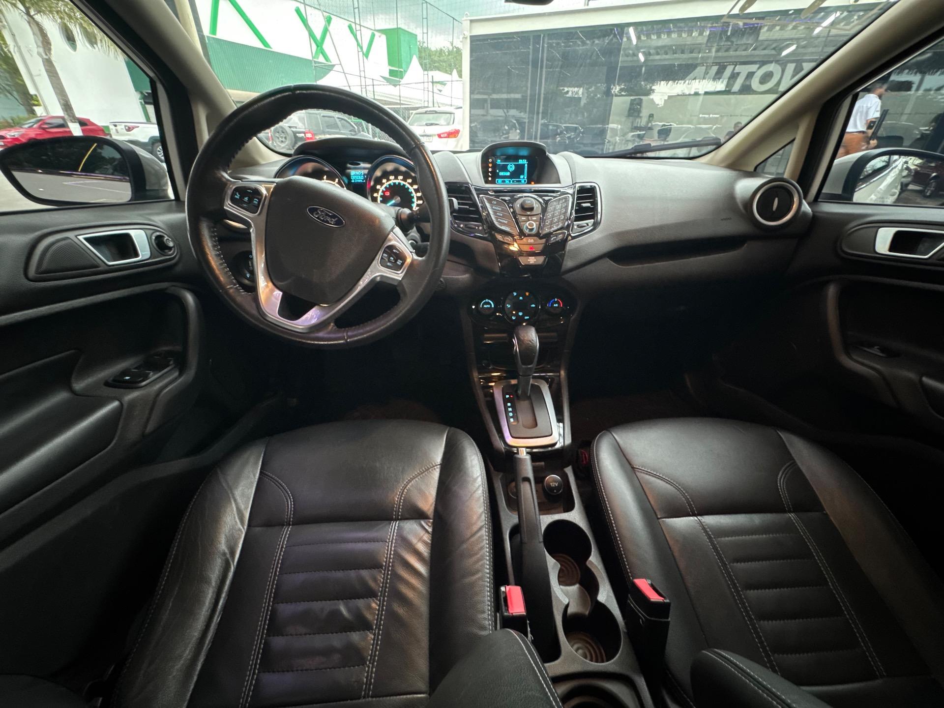 FORD Fiesta Sedan - Foto