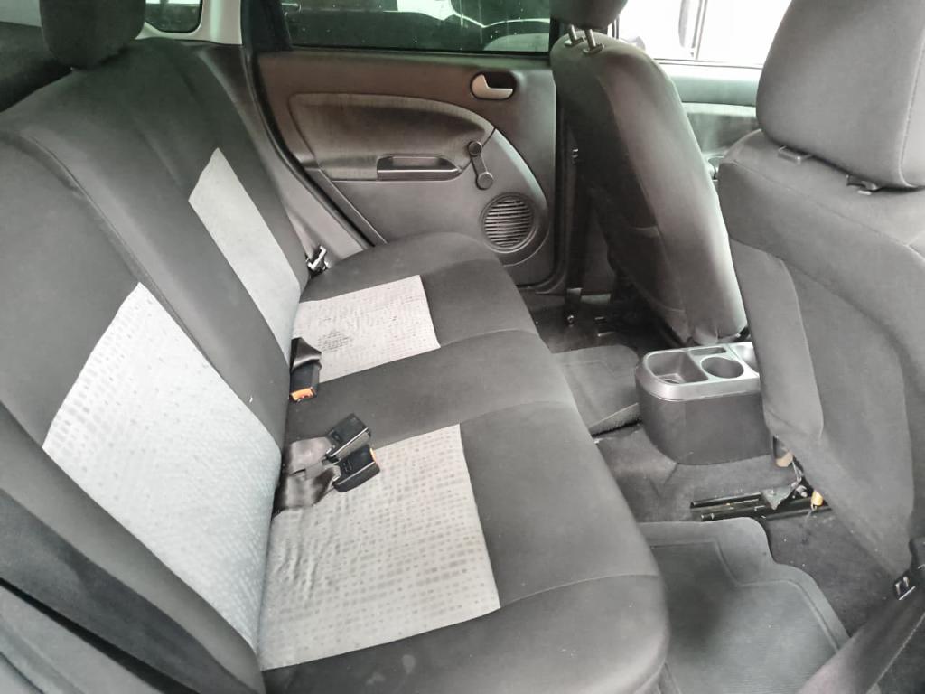 FORD Fiesta Sedan - Foto