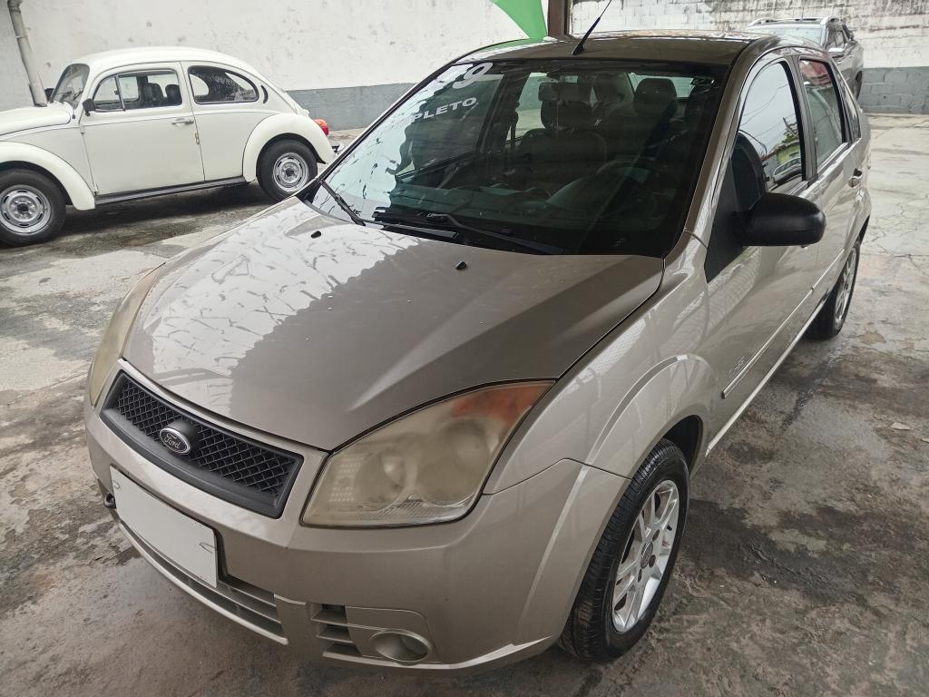 FORD Fiesta Sedan - Foto