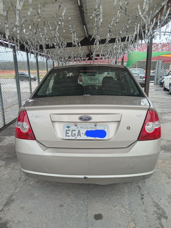 FORD Fiesta Sedan - Foto