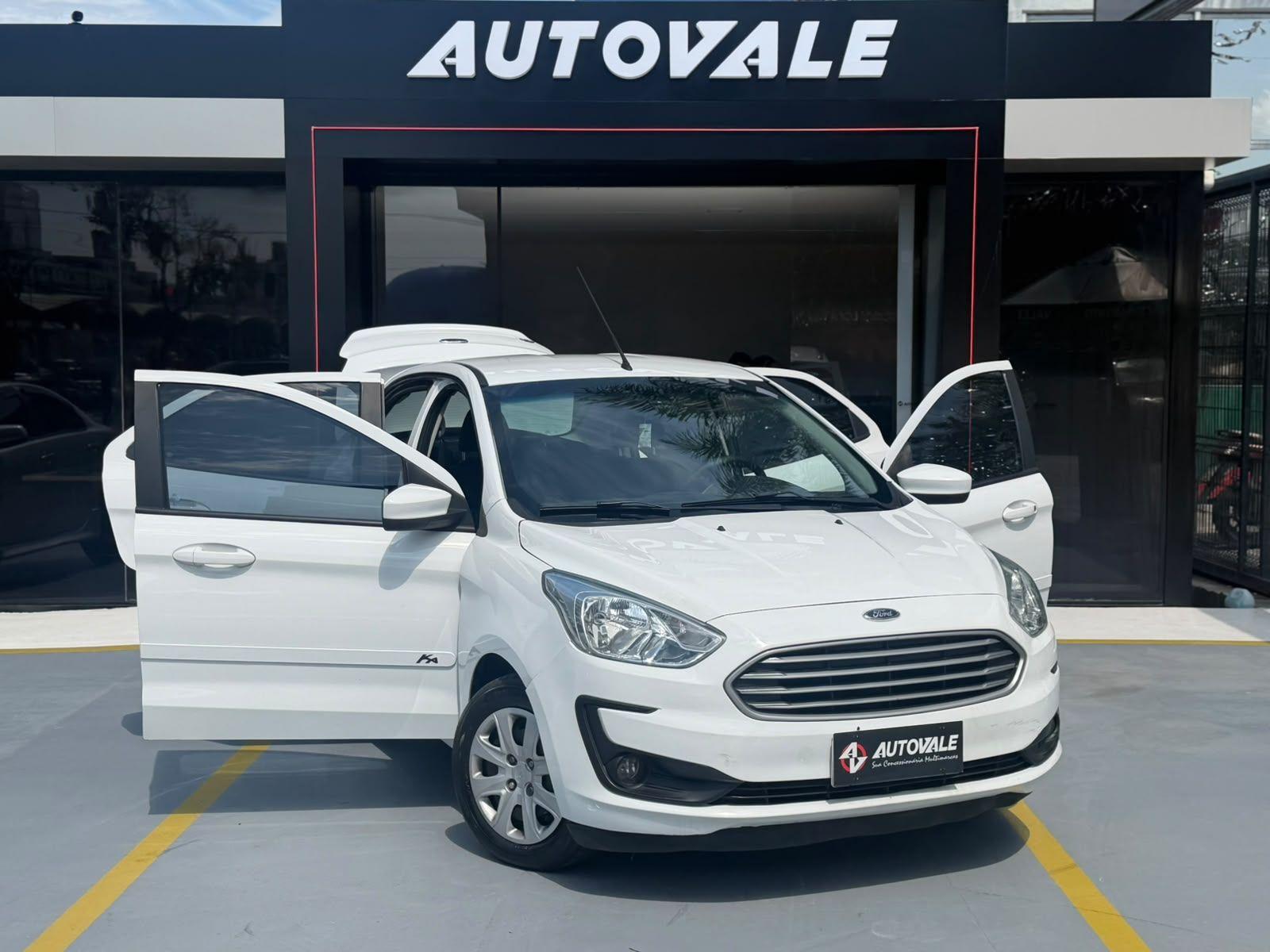 FORD Fiesta Sedan - Foto
