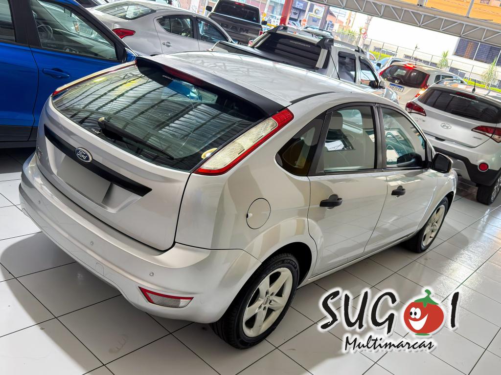 FORD Focus Hatch - Foto