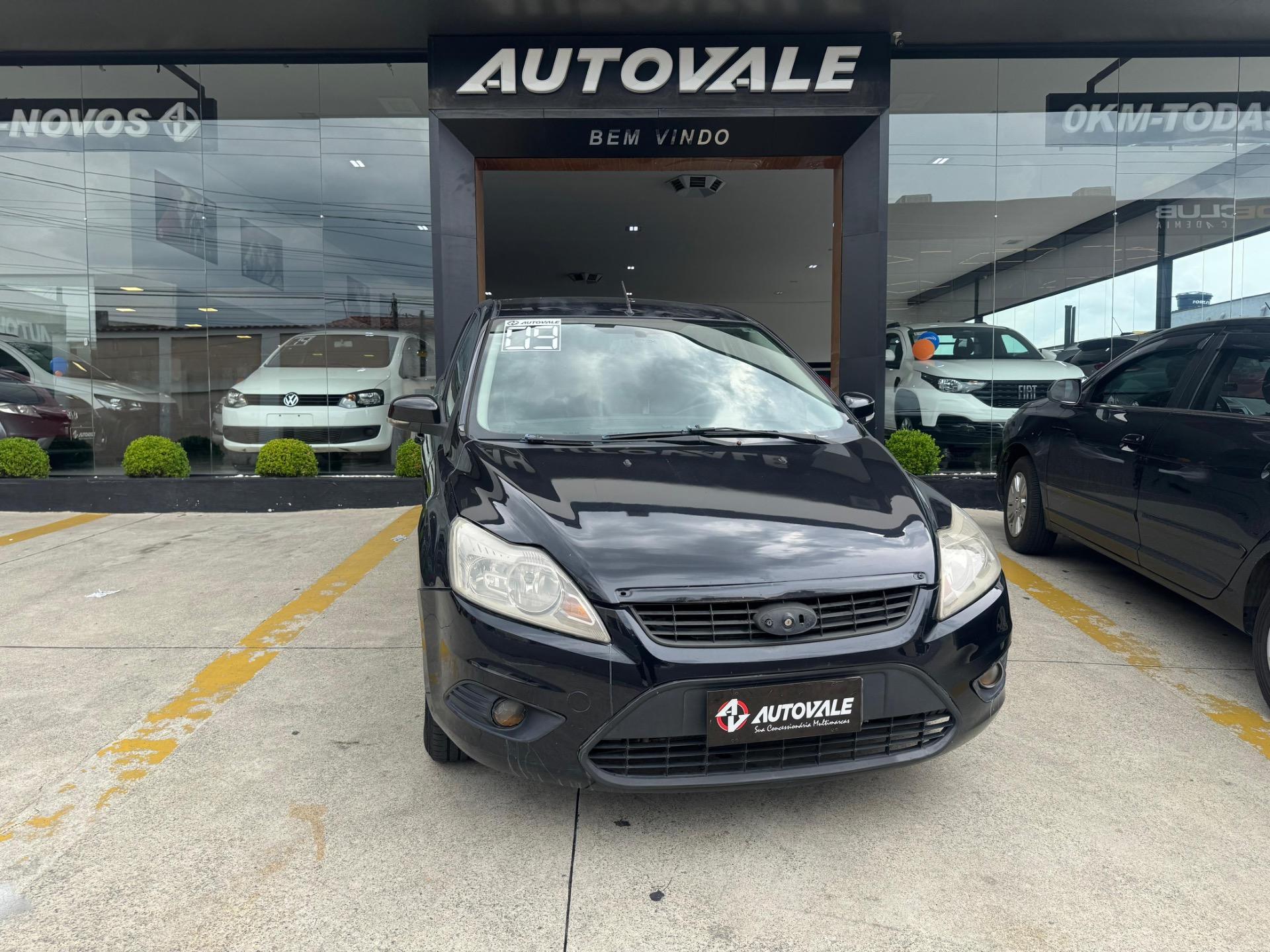 FORD Focus Sedan - Foto