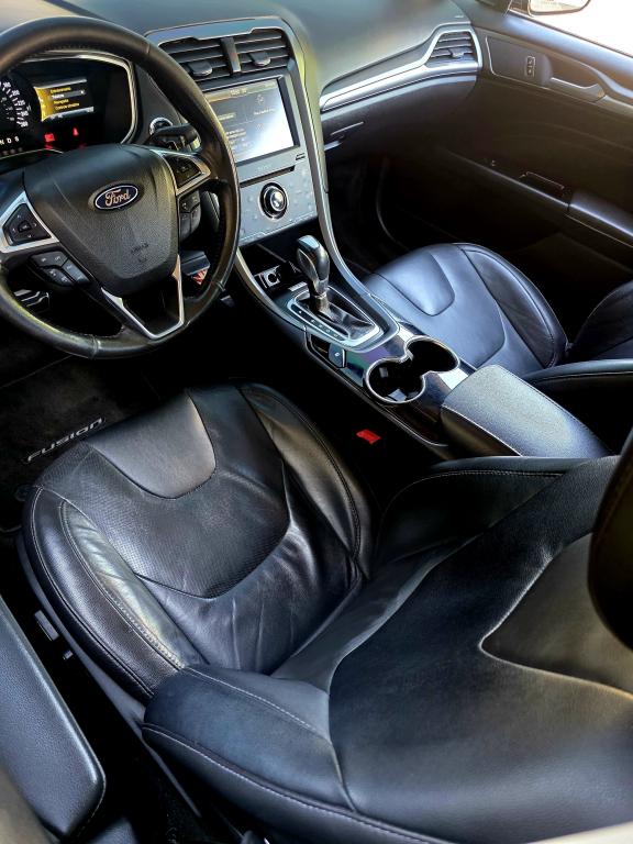 FORD Fusion - Foto